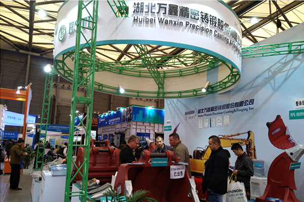 凸显“智能制造”力量，PLAS工程机械展成热点展会