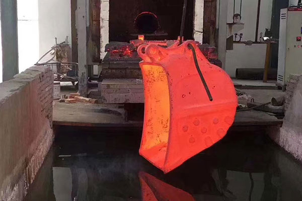 整体铸造挖斗